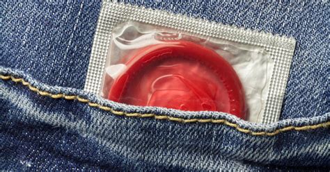 Fafanje brez kondoma za doplačilo Spremstvo Kenema